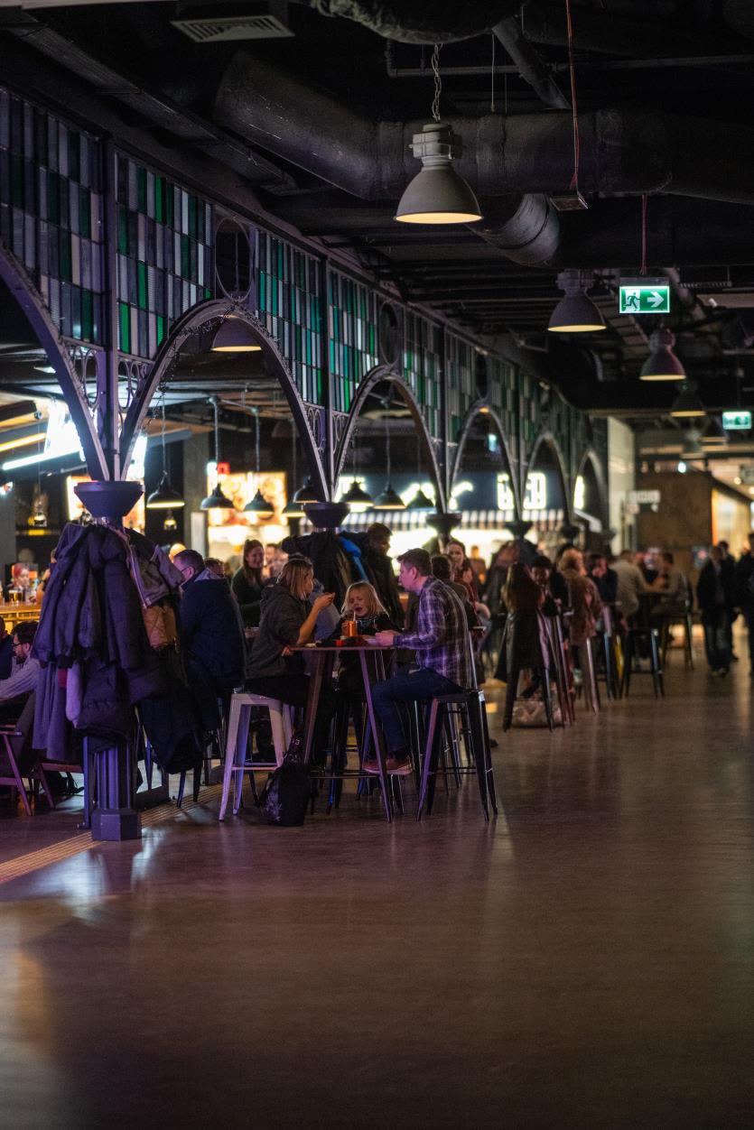 Stacja Food Hall